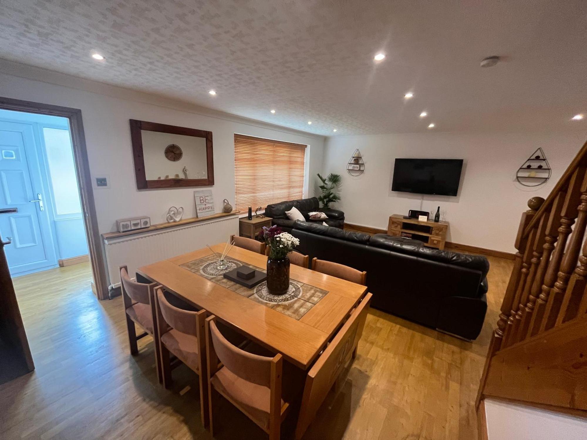 Wilford Charm Spacious 3Br Retreat In Nottingham Exterior photo